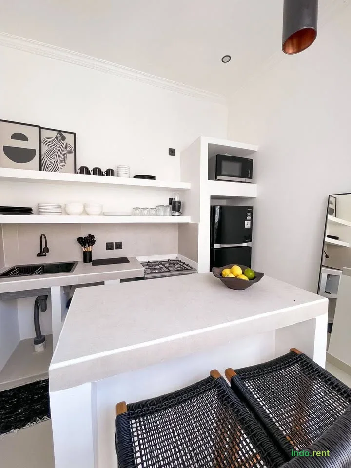 3 BR 3 barhroom villa close to Batu Bolong