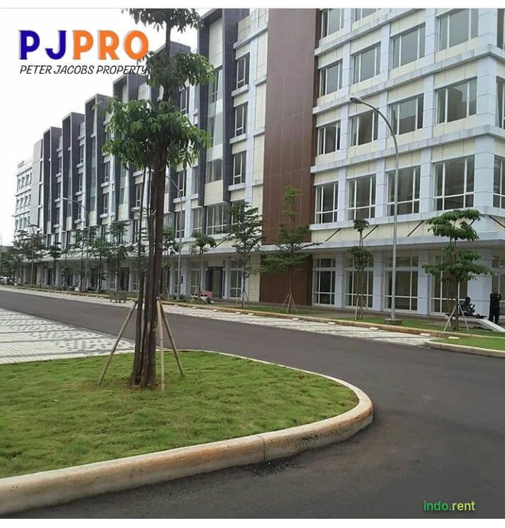 Disewakan/Dijual Rukan Cocok untuk Kantor di Harapan Indah Bekasi 3