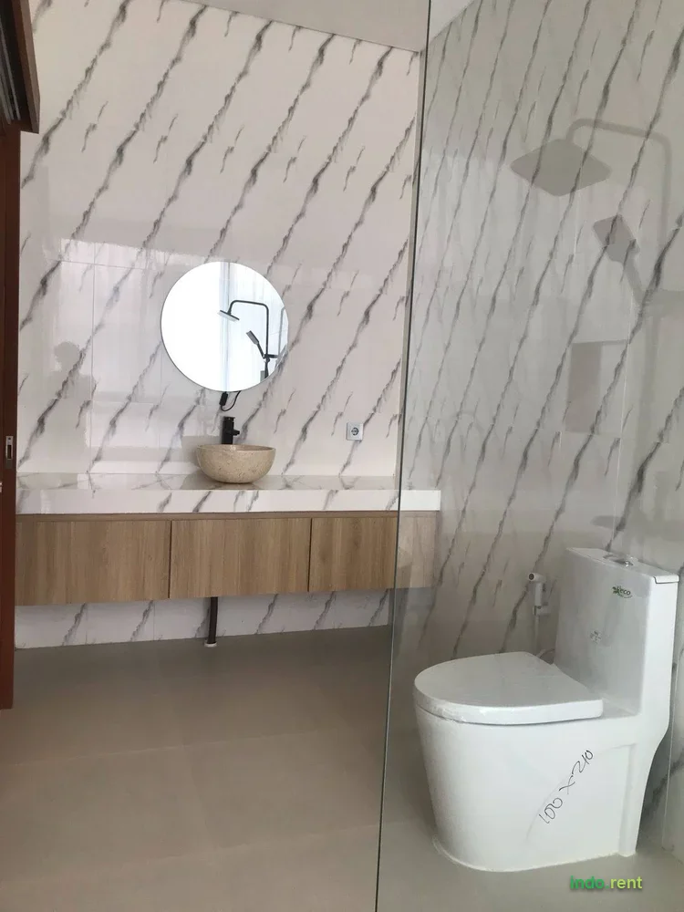 Your Perfect Villa in Kedungu Beach!  2